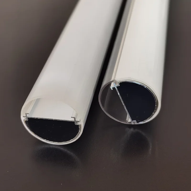 LED augalas augina lengvą korpusą